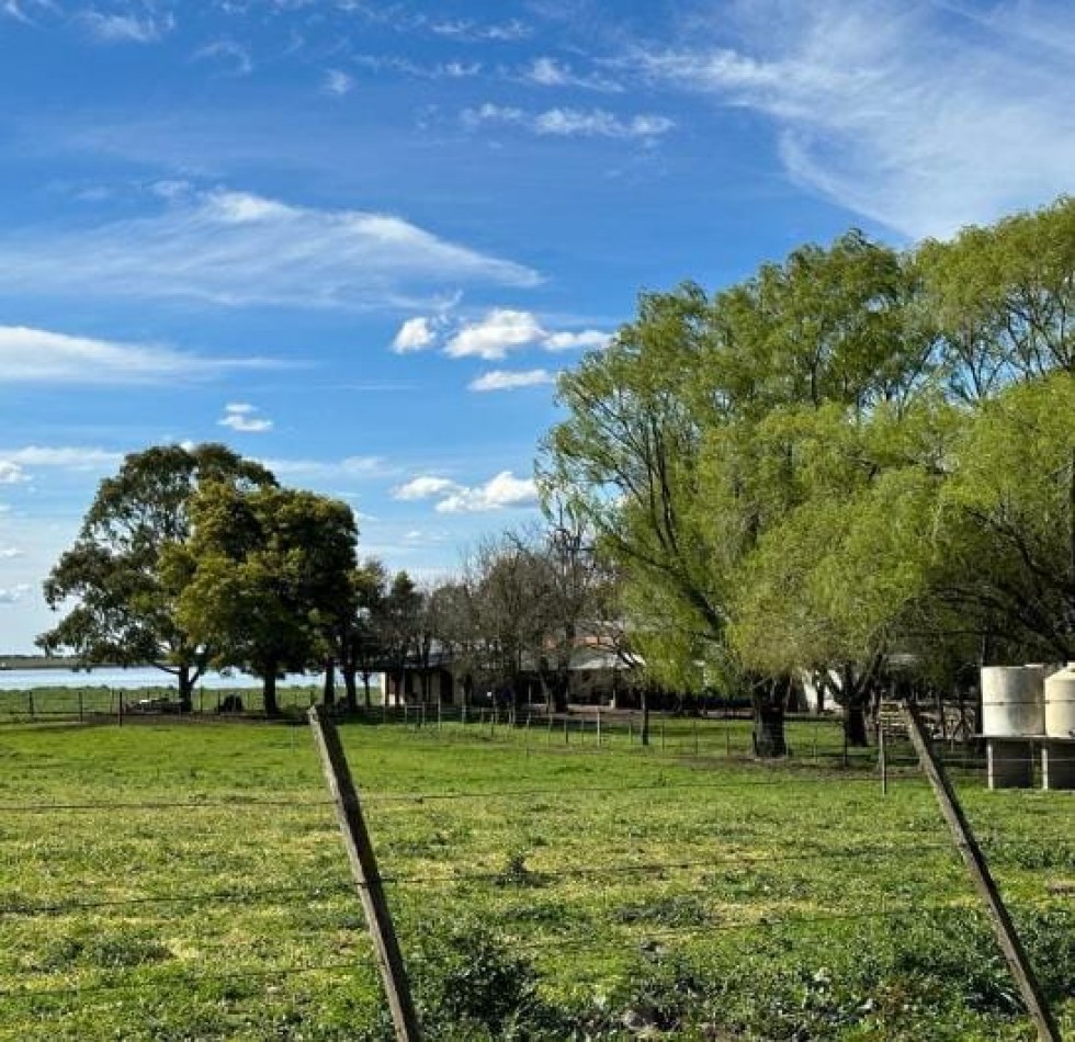 VENTA 23 has Gral Madariaga, con ribera a la laguna el Carbon, distancia 5km de autovia 56 ,